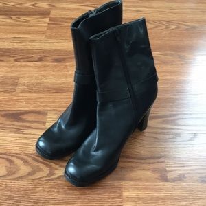 Nine West Black Heeled Boots size 8.5